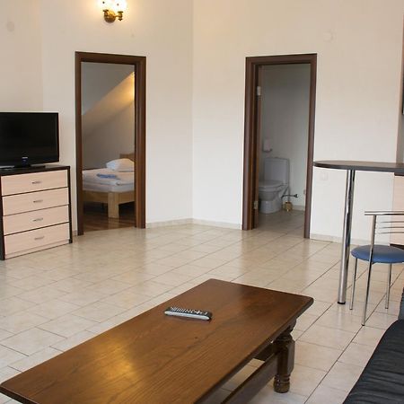 Kedem Hotel Lipiny Extérieur photo