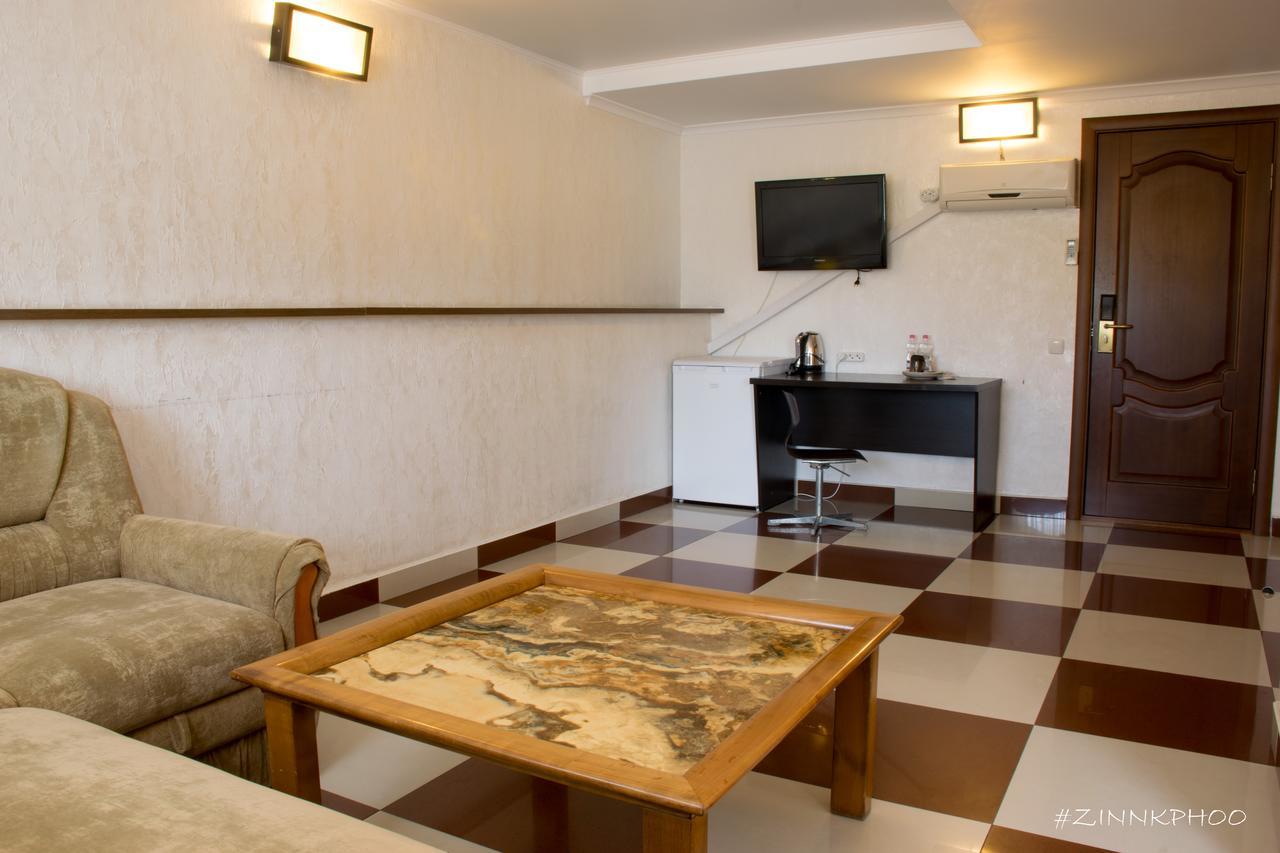 Kedem Hotel Lipiny Extérieur photo